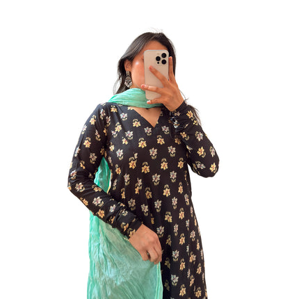 Black Floral Printed Cotton A-Line Kurti