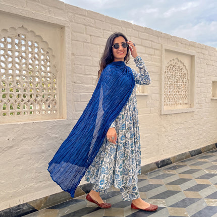 Blue White Floral Printed Cotton Manmohini Alia Cut Kurta