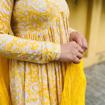 Yellow Printed Manmohini alia cut Kurti