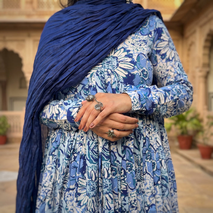 Blue White Floral Manmohini Alia Cut Kurta