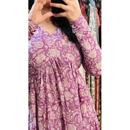 Lavender Manmohini Kurti