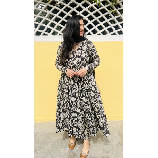 Black Creme Manmohini Kurti Black Creme Manmohini Kurti