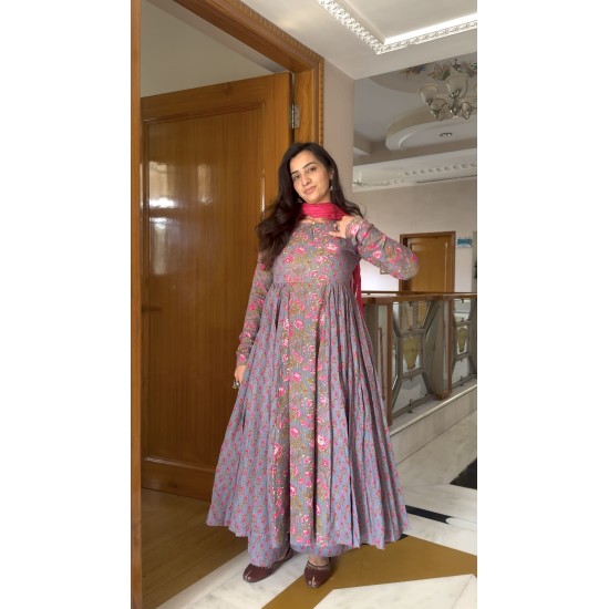 Anaya Grey Pink Kantha Suit set