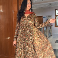 Black Kalamkari Manmohini Kurti