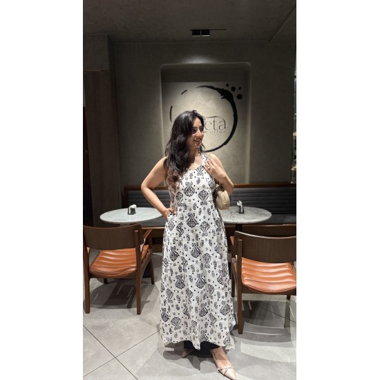 Ikkat White Printed A-Line Kurti