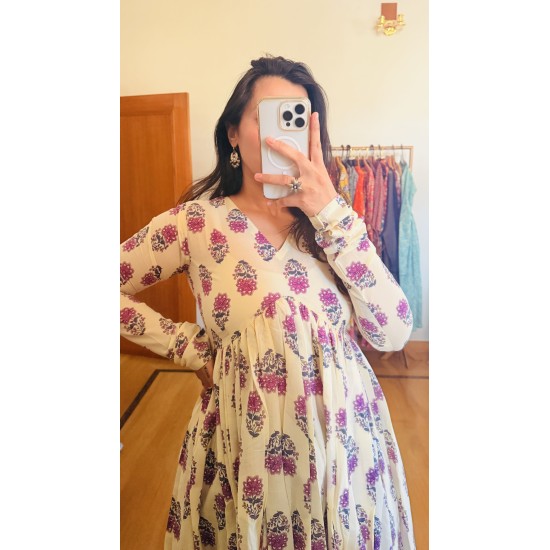 Lavender Motif Manmohini Kurti