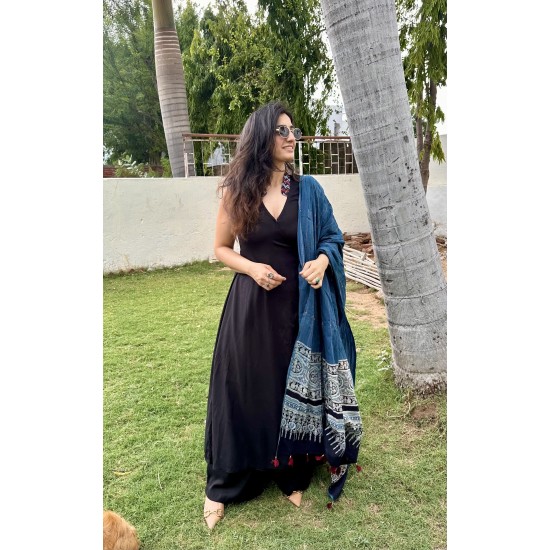 Black Gul Angrakha 