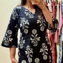 Black Big Motif Short Kurti