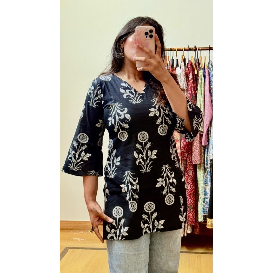 Black Big Motif Short Kurti Black Big Motif Short Kurti