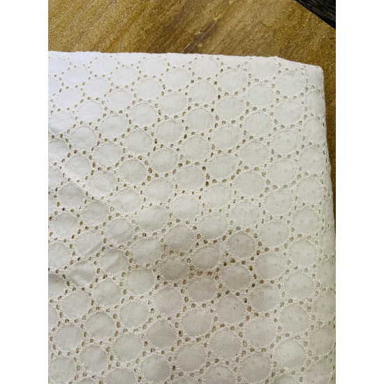 Creme Hakkoba Straight Kurti