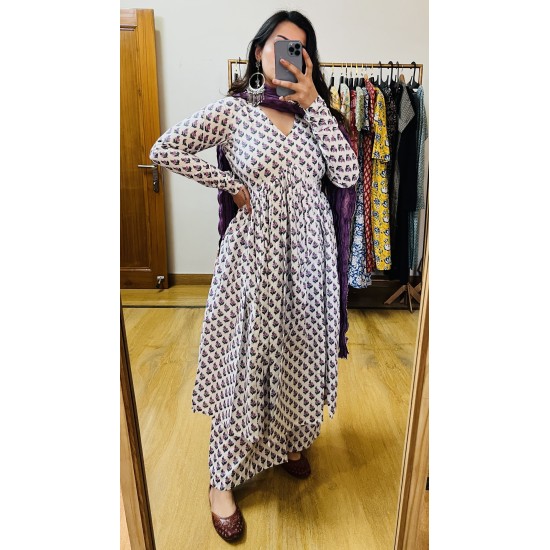 Lavender Booti Manmohini Kurti