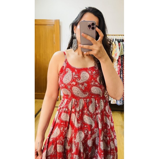 Red Carry Motif Ruhani Dress