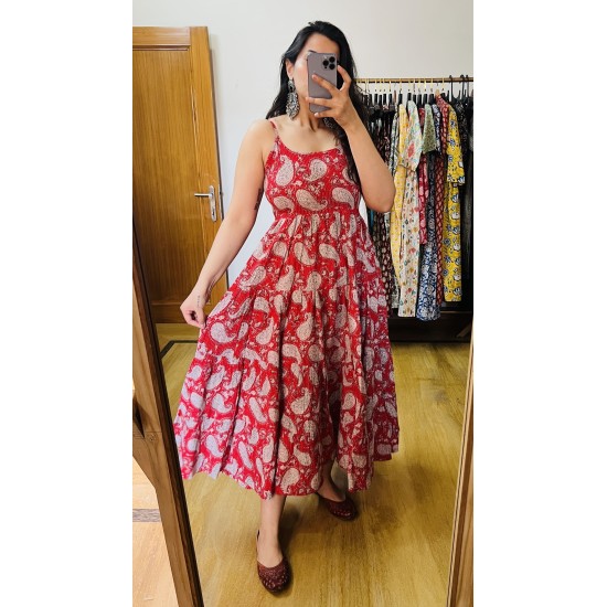 Red Carry Motif Ruhani Dress